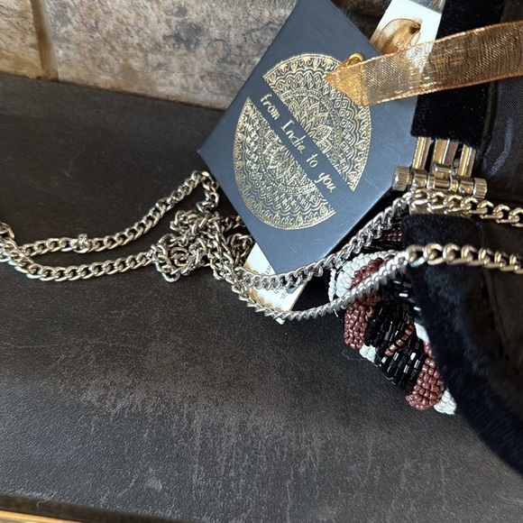 NWT GORGEOUS Viral Beaded Clutch - Black, Brown, and Cream - Picture 3 of 5